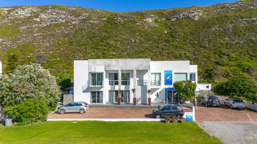 6 Bedroom Property for Sale in Agulhas Western Cape